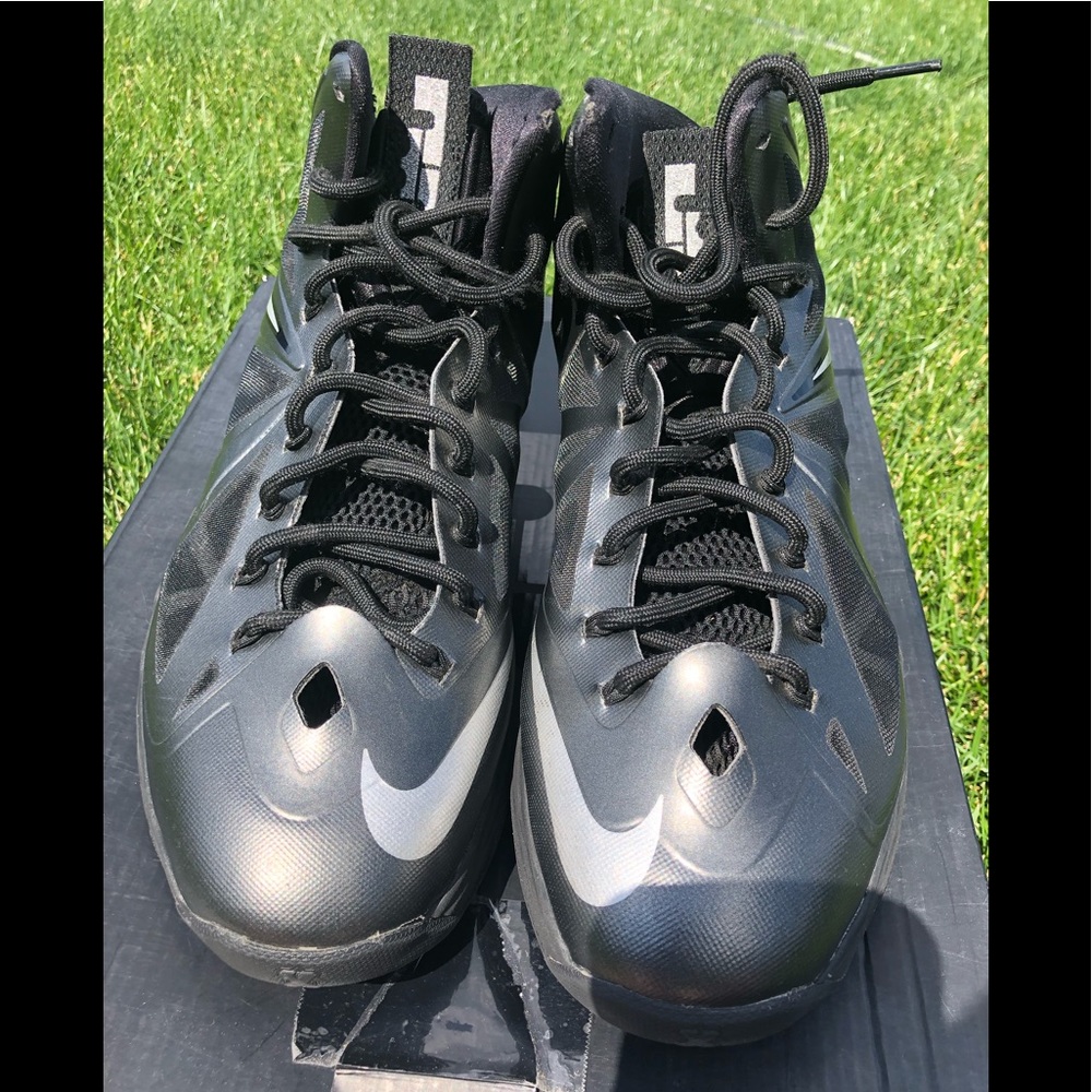 Lebron X Carbon
